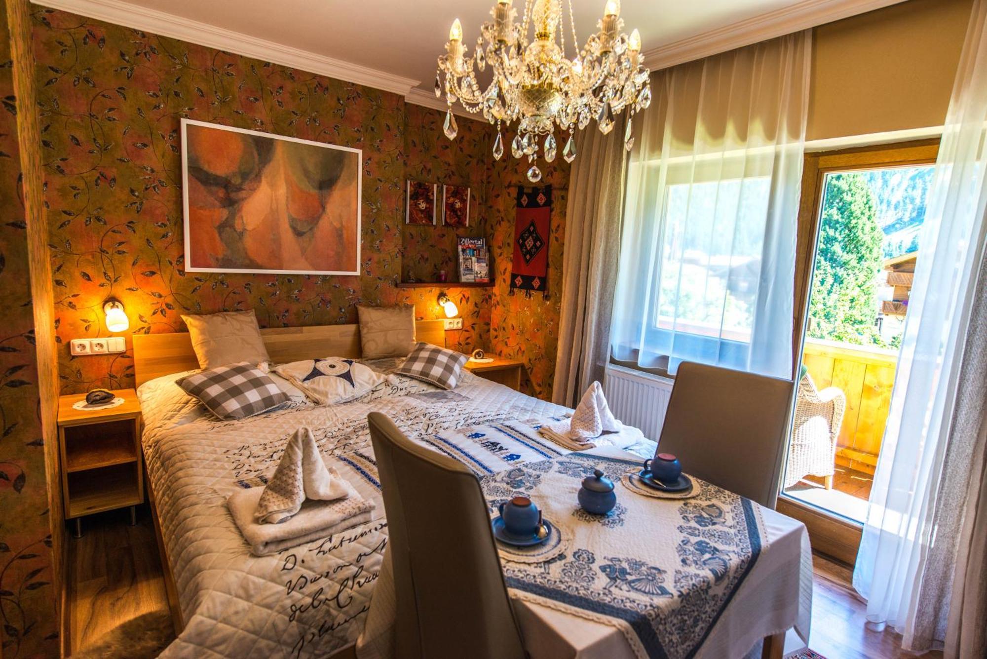 Moroder Haus Hotell Mayrhofen Rom bilde